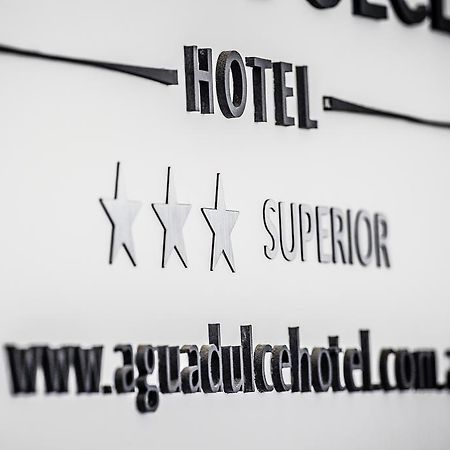 Agua Dulce Hotel Танділ Екстер'єр фото
